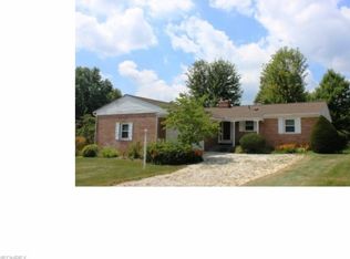 5832 Canterbury Rd, Akron, OH 44319