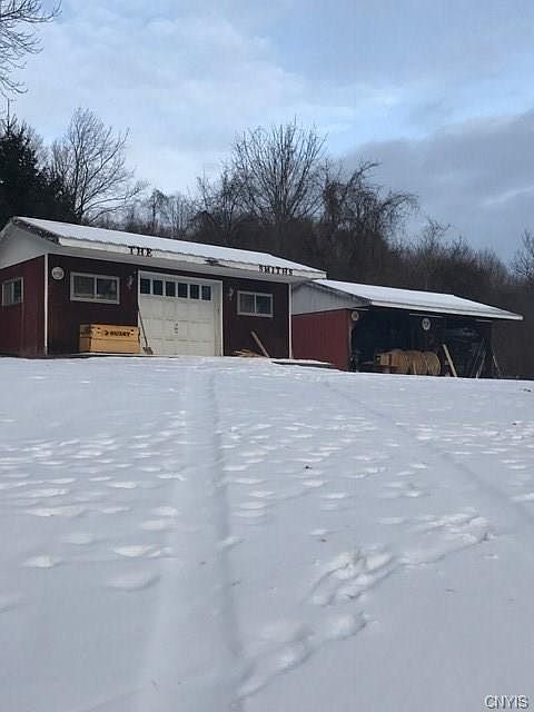 2nd image of 5979 Williams Rd