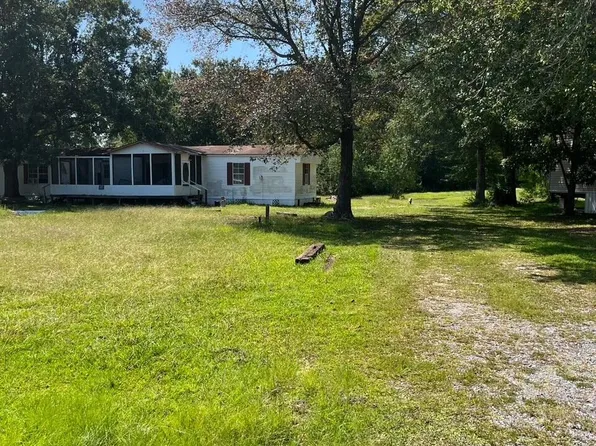 11451 Parkers Cir, Biloxi, MS 39532