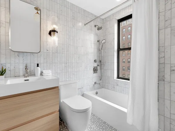 875 West End Avenue 9A image 12 of 13