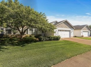89 Bridgewater Trl, Hudson, WI 54016