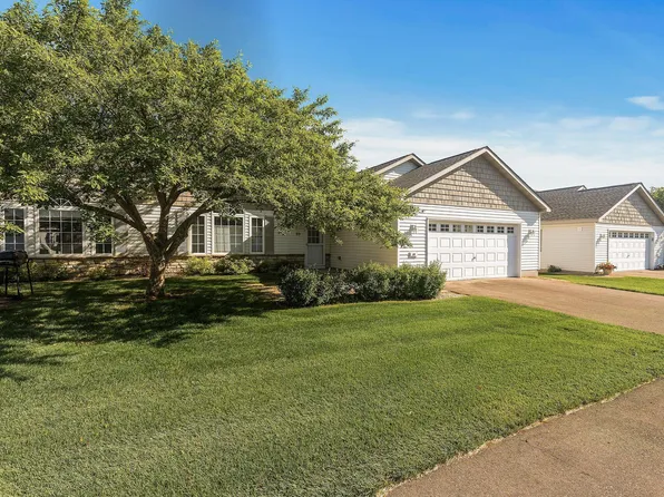 89 Bridgewater Trl, Hudson, WI 54016