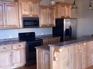 215 N Montgomery Ave APT 204, Sheffield, AL 35660