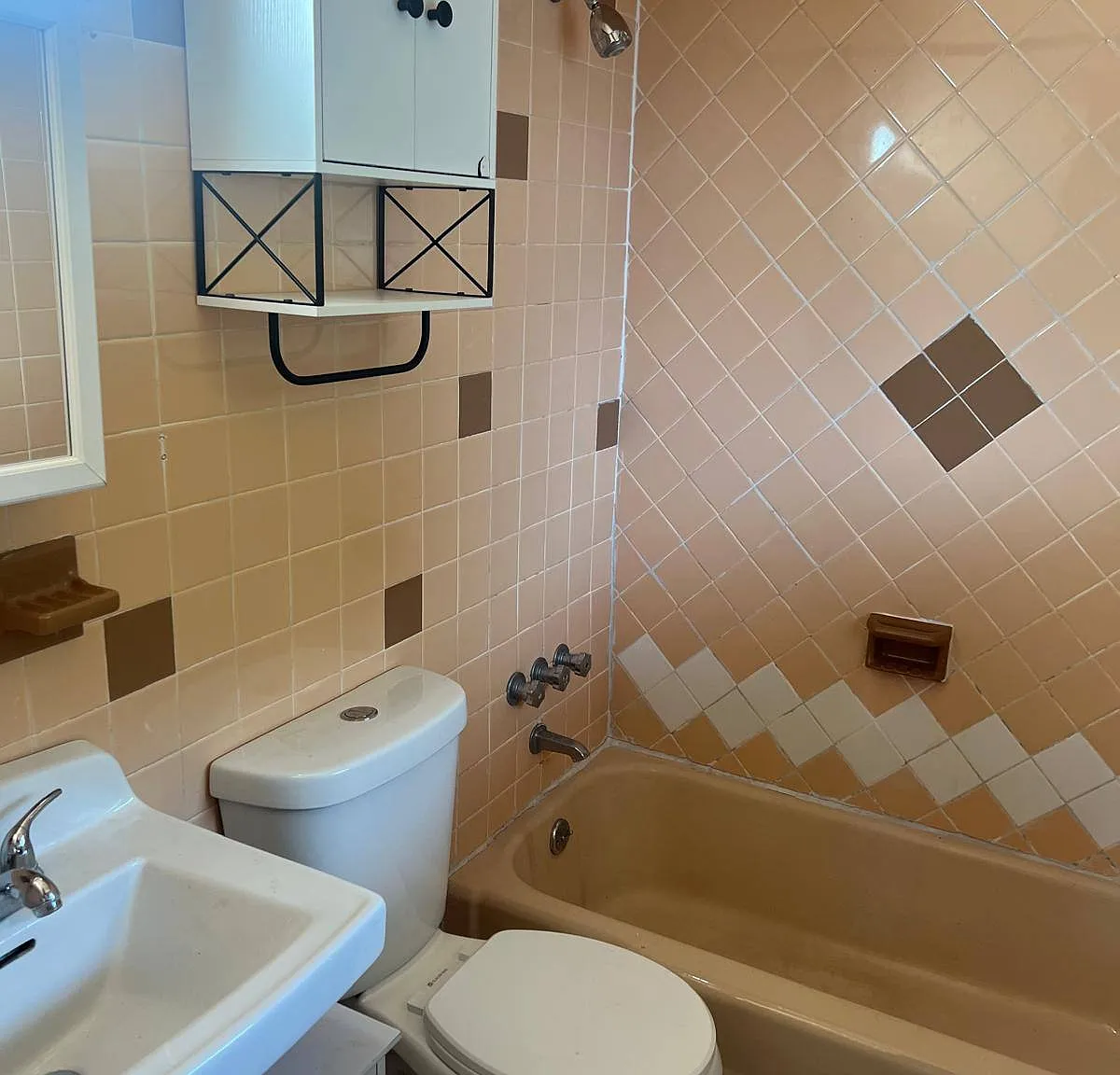 2 bed, $2,600 — Photo 4