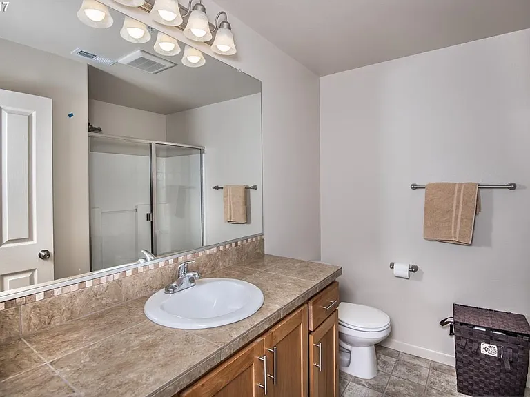 10539 NE Cedar Falls Loop — Photo 5