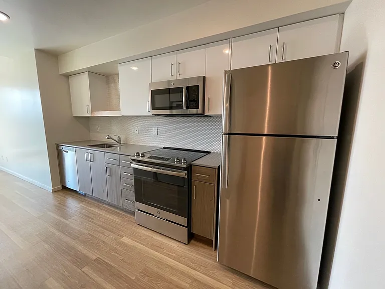 Sunnyside — Photo 31