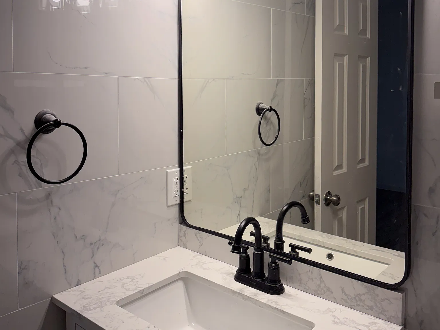 1303 Sweet Pine Dr — Photo 1