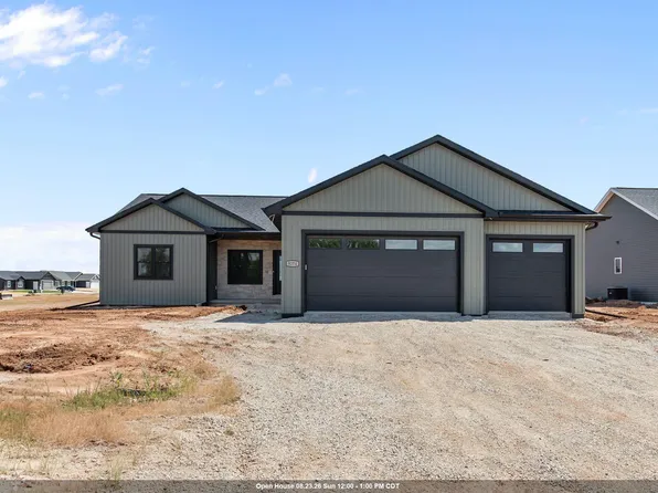 N9274 Homestead Ln, Appleton, WI 54915
