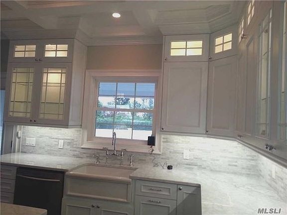 5th image of 244 Ava Dr
