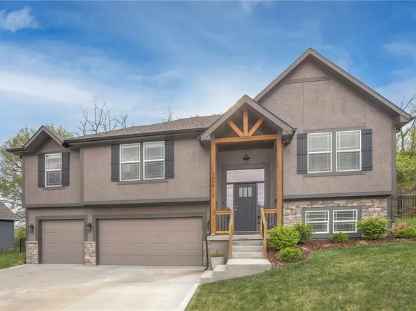 20917 E 50th Terrace Dr S, Blue Springs, MO 64015