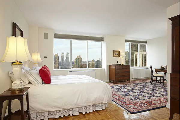 Sold by Stribling | media 33