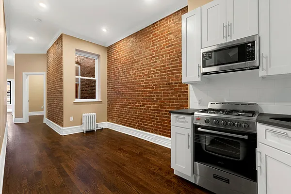 Rented by Cooper & Cooper Real Estate | media 13