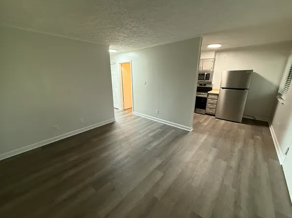 2718 Painter Ave, Knoxville, TN 37919