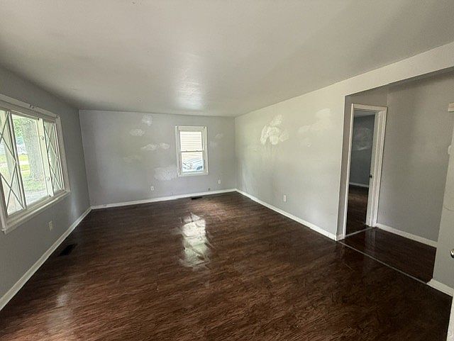 1st image of 2356 Cranwood Dr SW