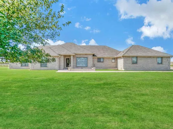 705 NE 75th St, Lawton, OK 73507