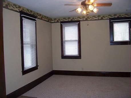 2nd image of 816 S Walnut St