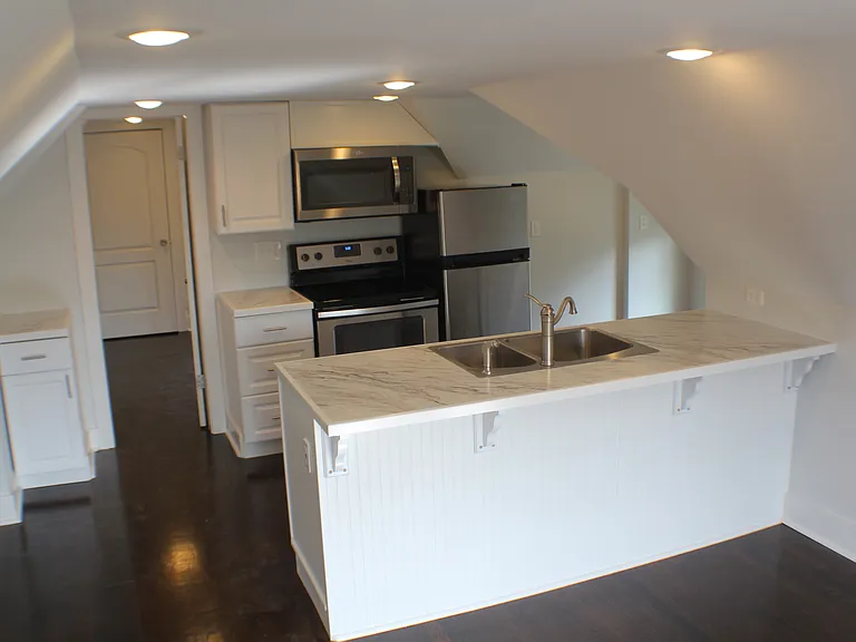 3339 Charlotte St #3 — Photo 6