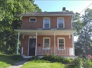 19 Alice St, Beacon, NY 12508