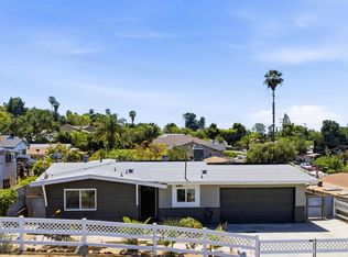 421 Hillcrest Ln, Fallbrook, CA 92028