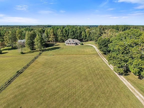 2nd image of 2044 Old Blacktop Rd