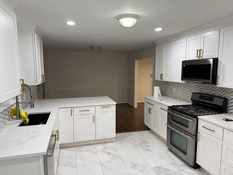 4367 Stone Ridge Cir — Photo 2