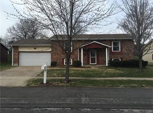 5335 Camelot Estates Dr, Saint Louis, MO