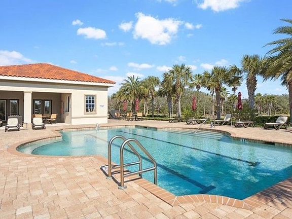Community pool
