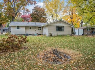 2556 Ardan Ave, Mounds View, MN 55112