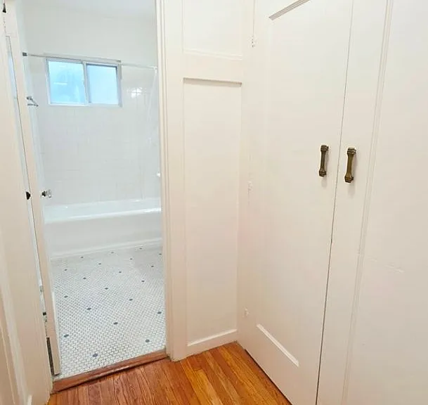 2800 Filbert St — Photo 18
