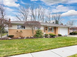 11162 Hanover Dr, Warren, MI