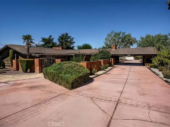 15970 Malahat Rd, Apple Valley, CA 92307