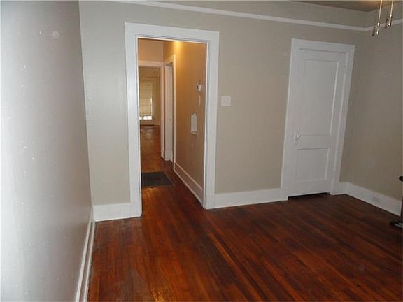 5th image of 431 Nursery Ave