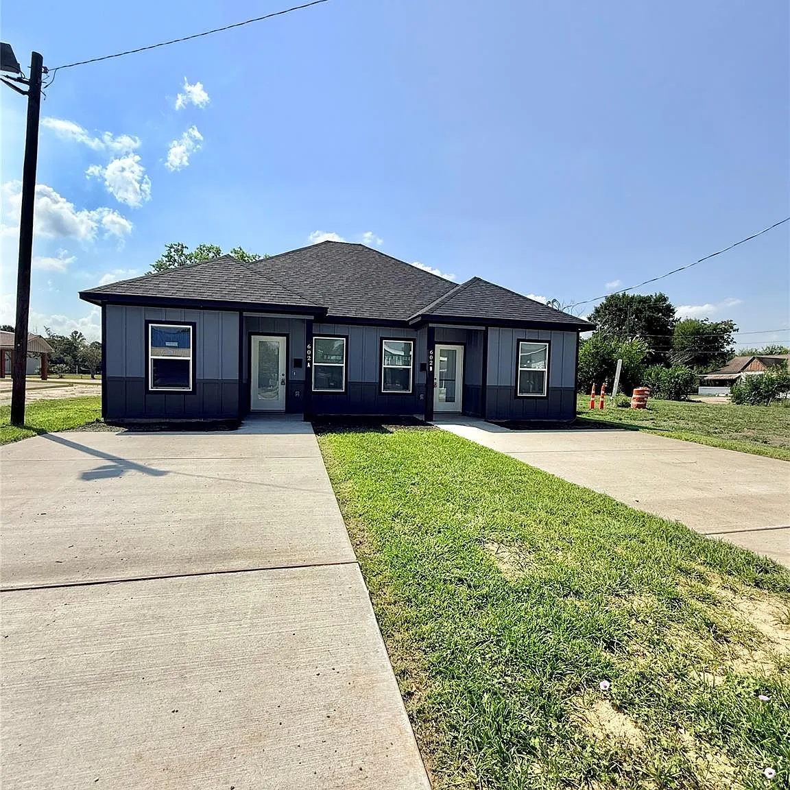 2 bed, 1.0 bath, $1,500 — Photo 3
