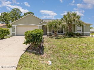 1894 Macklin St NW, Palm Bay, FL 32907