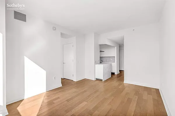 Rented by Sotheby's International Realty | media 13