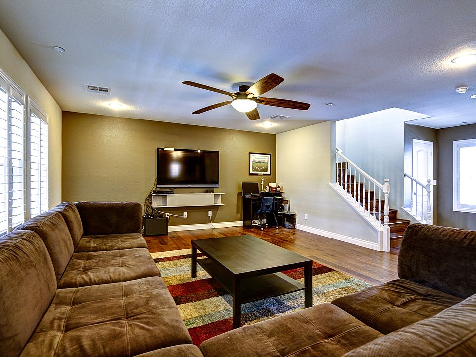 2057 Self Portrait St, Henderson, NV 89044 | Zillow