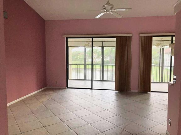 2nd image of 5904 S End Lake Drive #202
