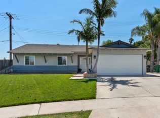 1718 Merrywood Ln, Corona, CA 92882