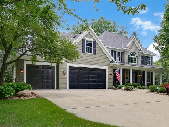 3143 Edgewater Vw, Woodbury, MN 55125