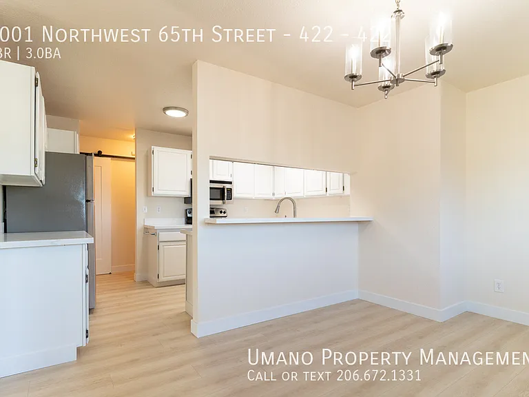2001 NW 65th St #422 — Photo 8