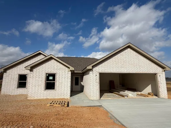 1125 Duke Dr, Bauxite, AR 72011