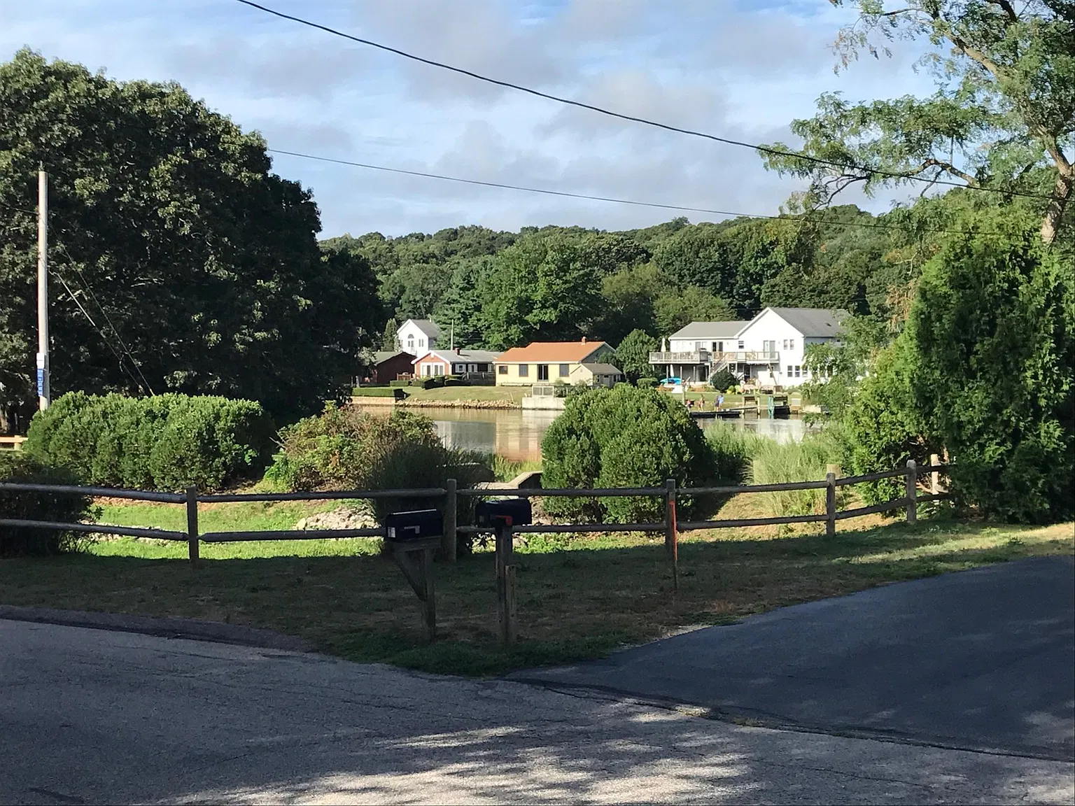 N River Dr, Narragansett — Photo 2