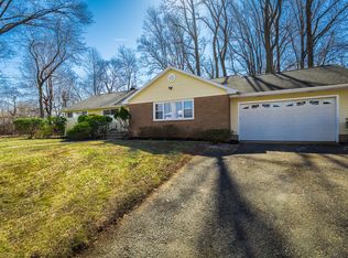 14 Overbrook Ave, Edison, NJ 08817