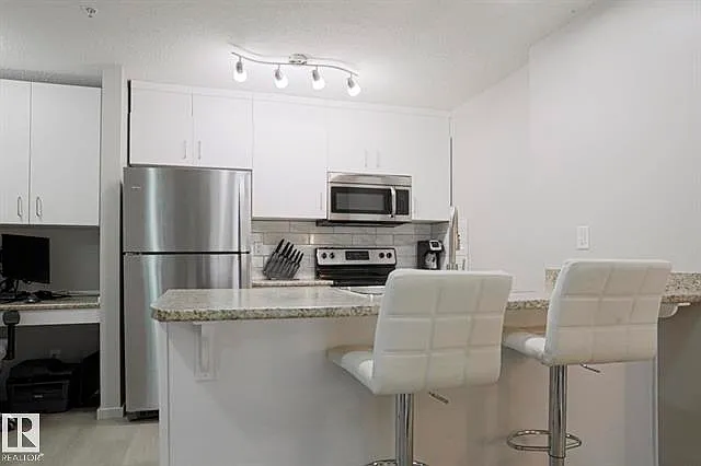 5515 7th Ave SW — Photo 2
