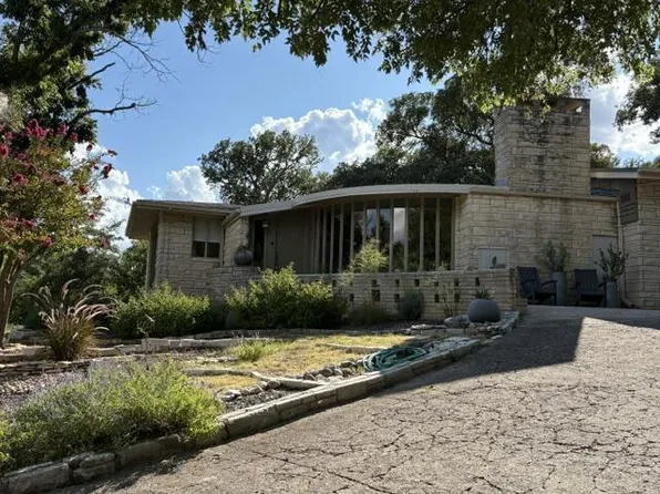 228 Galbraith Ave N, Kerrville, TX 78028
