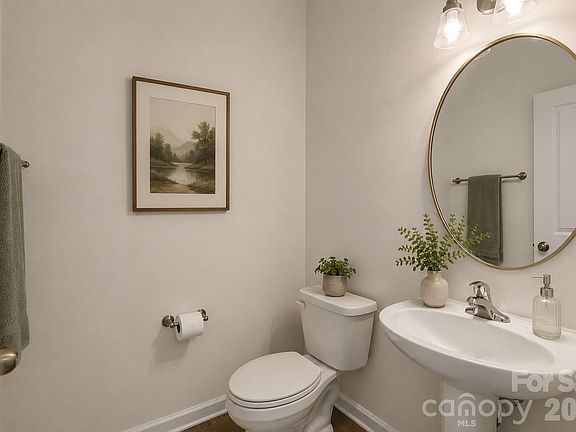 5th image of 620 Amber Meadows Way