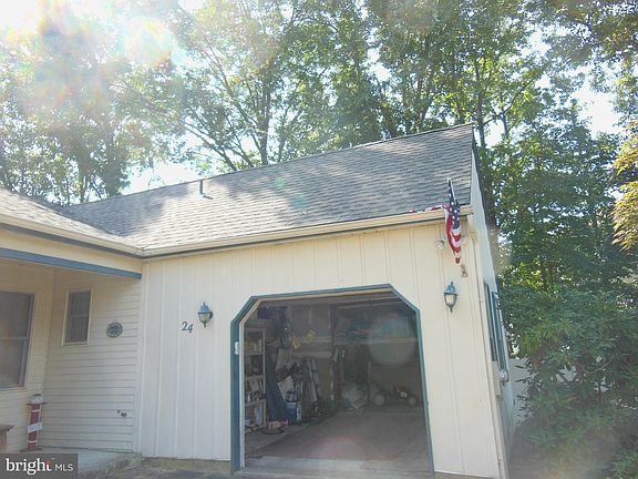 2nd image of 24 Embassy Ct