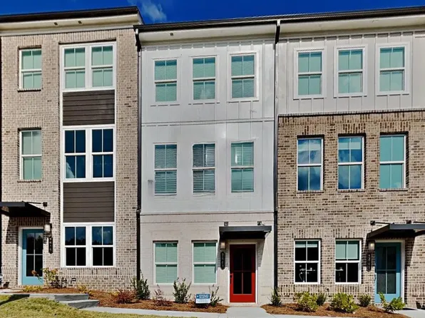 2643 Creekside Dr, Atlanta, GA 30318
