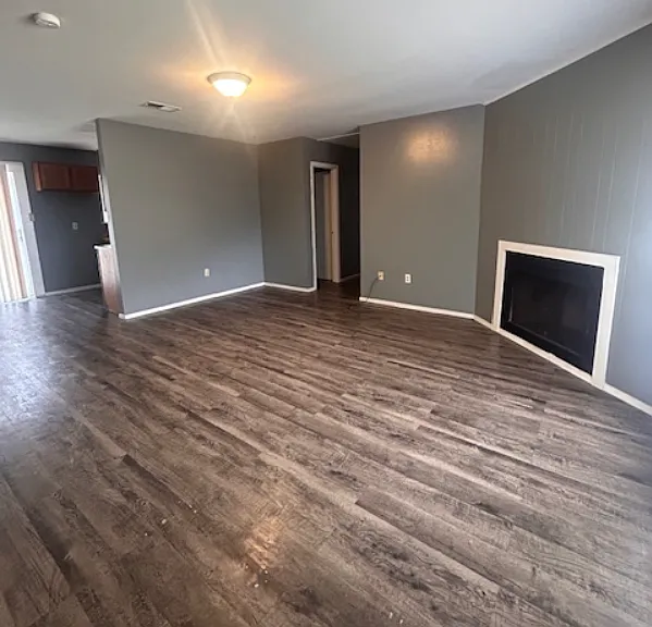 111 Hummingbird Ln — Photo 3