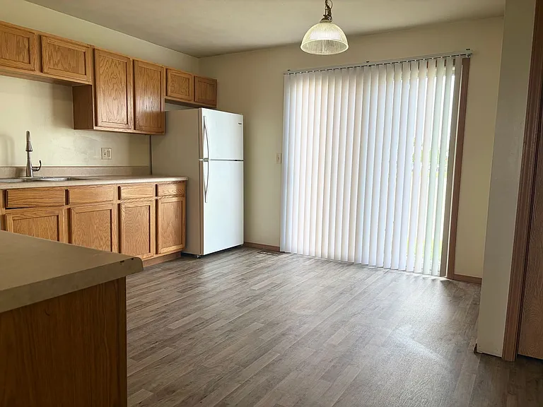 28 Fetzer Ct #9 — Photo 5